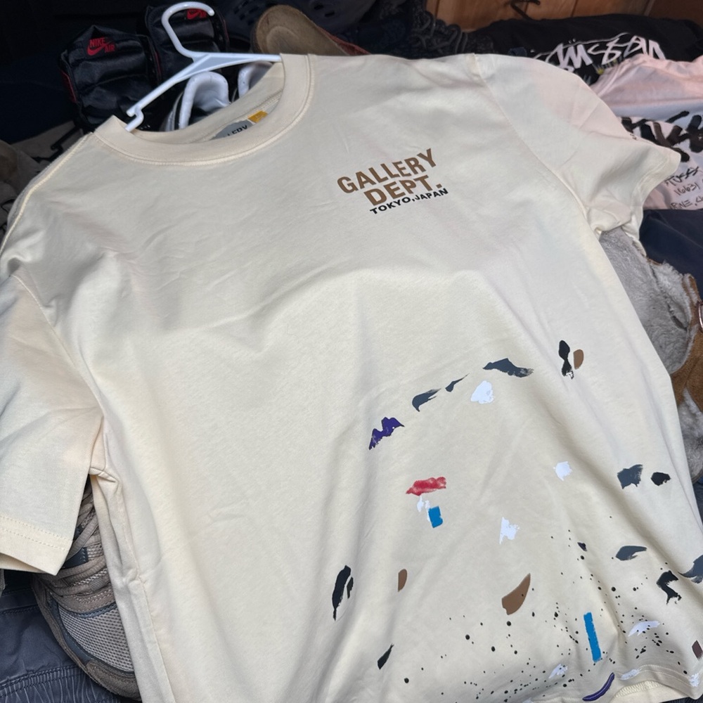 Gallery Dept Cream Graphic T-Shirt